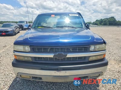 Piąte zdjęcie samochodu w środku: 2001 CHEVROLET SILVERADO K1500 VIN:2GCEK19T511369512 - miniatura