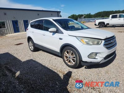 Czwarte zdjęcie samochodu z boku: 2017 FORD ESCAPE SE VIN:1FMCU0GD3HUB05299 - miniatura
