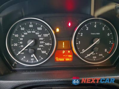 Zdjęcie 9 z 12 samochodu: 2011 BMW 335 XI VIN:WBAPL5C53BA921391 - miniatura