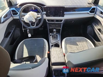 Zdjęcie 8 z 13 samochodu: 2026 VOLKSWAGEN TAOS SE VIN:3VVSC7B29TM041463 - miniatura