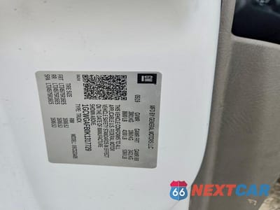 Zdjęcie 13 z 13 samochodu: 2019 CHEVROLET EXPRESS G2500 VIN:1GCWGAFB0K1317729 - miniatura