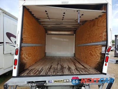 Zdjęcie 10 z 13 samochodu: 2025 ISUZU NPR HD BOX TRUCK VIN:54DC4W1D6SS207534 - miniatura