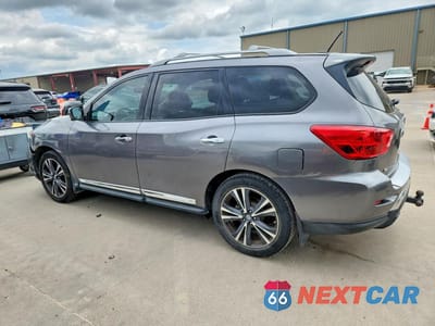 Drugie zdjęcie samochodu z przodu: 2017 NISSAN PATHFINDER PLATINUM VIN:5N1DR2MN4HC628223 - miniatura