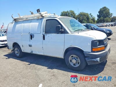 Czwarte zdjęcie samochodu z boku: 2012 CHEVROLET EXPRESS G2500 PARATRANSIT VIN:1GCWGFCBXC1124166 - miniatura