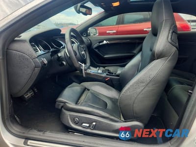 Zdjęcie 7 z 12 samochodu: 2013 AUDI RS5 VIN:WUAC6AFR0DA902481 - miniatura
