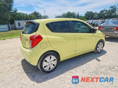 Trzecie zdjęcie samochodu z tyłu: 2017 CHEVROLET SPARK LS VIN:KL8CB6SA1HC748842 - miniatura