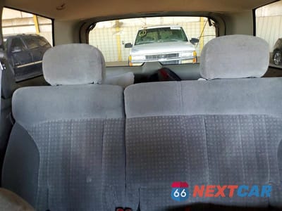 Zdjęcie 10 z 13 samochodu: 1998 CHEVROLET BLAZER VIN:1GNCS13W4W2212157 - miniatura