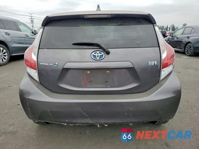 Zdjęcie 6 z 12 samochodu: 2015 TOYOTA PRIUS C ONE VIN:JTDKDTB38F1101800 - miniatura