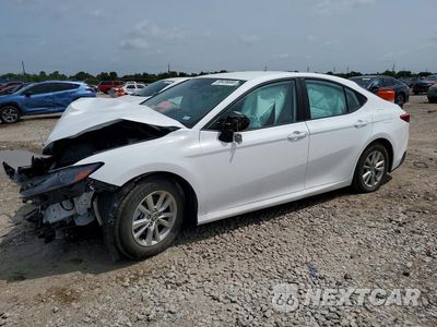 2025 TOYOTA CAMRY LE 4T1DAACK1SU188858 - główne zdjęcie licytacji z USA - miniatura