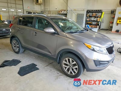 Czwarte zdjęcie samochodu z boku: 2015 KIA SPORTAGE LX VIN:KNDPB3AC3F7698638 - miniatura