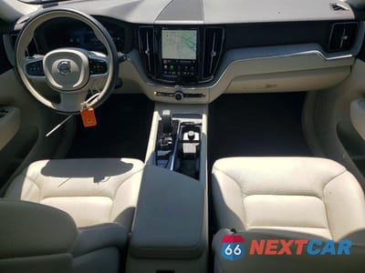 Zdjęcie 8 z 13 samochodu: 2024 VOLVO XC60 PLUS VIN:YV4L12RL8R1917663 - miniatura