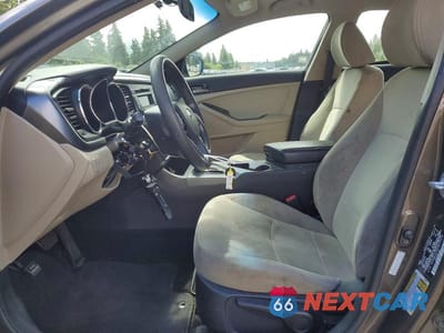 Zdjęcie 7 z 13 samochodu: 2012 KIA OPTIMA LX VIN:5XXGM4A76CG070370 - miniatura