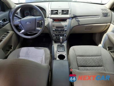 Zdjęcie 8 z 13 samochodu: 2010 FORD FUSION SE VIN:3FAHP0HA6AR128827 - miniatura
