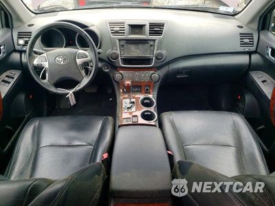 Zdjęcie 8 z 13 samochodu: 2013 TOYOTA HIGHLANDER LIMITED VIN:5TDDK3EH1DS262110 - miniatura