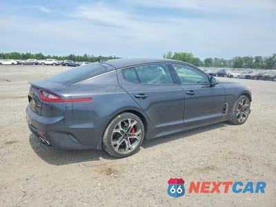 Trzecie zdjęcie samochodu z tyłu: 2018 KIA STINGER GT VIN:KNAE35LC8J6026938 - miniatura