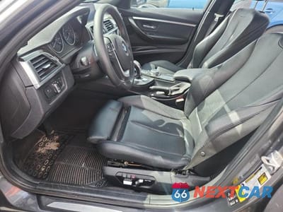 Zdjęcie 7 z 12 samochodu: 2017 BMW 330 XI VIN:WBA8D9G3XHNU61925 - miniatura