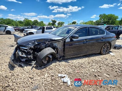 2021 BMW 530 XI WBA13BJ02MCF48169 - główne zdjęcie licytacji z USA - miniatura