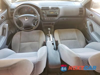 Zdjęcie 8 z 12 samochodu: 2005 HONDA CIVIC DX VIN:2HGES164X5H559205 - miniatura