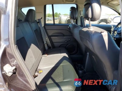 Zdjęcie 11 z 13 samochodu: 2015 JEEP COMPASS SPORT VIN:1C4NJCBA4FD210970 - miniatura