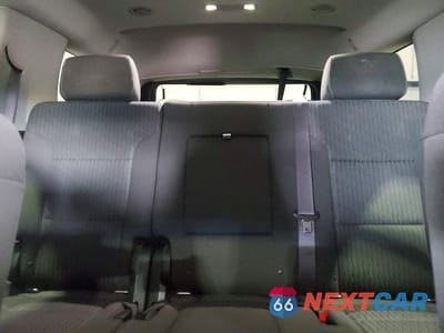 Zdjęcie 10 z 13 samochodu: 2017 CHEVROLET TAHOE K1500 VIN:1GNSKEEC3HR203367 - miniatura