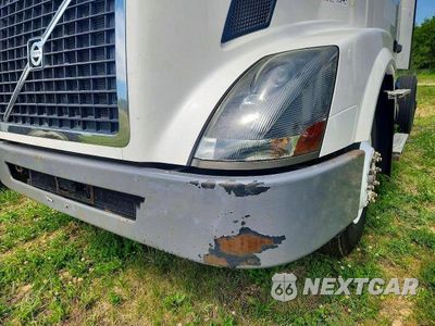 Zdjęcie 9 z 10 samochodu: 2016 VOLVO VNL SEMI TRUCK VIN:4V4N39TG2GN965499 - miniatura