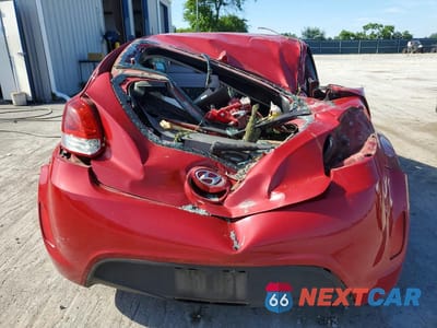 Zdjęcie 6 z 12 samochodu: 2012 HYUNDAI VELOSTER BASE VIN:KMHTC6AD2CU041747 - miniatura