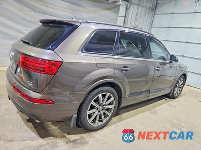 Trzecie zdjęcie samochodu z tyłu: 2017 AUDI Q7 PRESTIGE VIN:WA1VAAF71HD056217 - miniatura