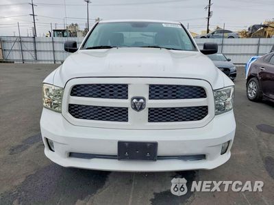Piąte zdjęcie samochodu w środku: 2017 RAM 1500 ST VIN:1C6RR6FGXHS536031 - miniatura