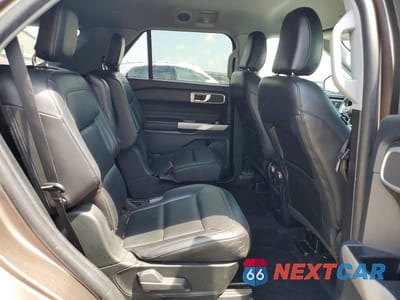Zdjęcie 10 z 12 samochodu: 2021 FORD EXPLORER XLT VIN:1FMSK7DH9MGB28354 - miniatura