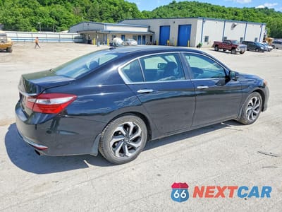 Trzecie zdjęcie samochodu z tyłu: 2017 HONDA ACCORD EX VIN:1HGCR2F71HA000910 - miniatura