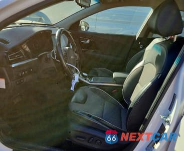 Zdjęcie 7 z 14 samochodu: 2022 KIA NIRO EV S VIN:KNDCC3LGXN5160878 - miniatura