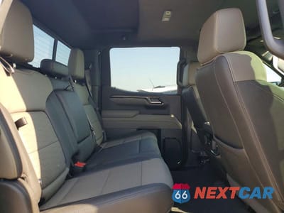 Zdjęcie 10 z 12 samochodu: 2025 CHEVROLET SILVERADO K1500 ZR2 VIN:3GCUKHE80SG126950 - miniatura