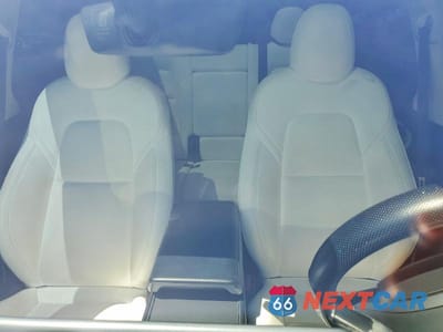 Zdjęcie 10 z 13 samochodu: 2022 TESLA MODEL Y VIN:7SAYGAEE6NF489086 - miniatura