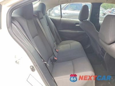 Zdjęcie 10 z 12 samochodu: 2021 TOYOTA COROLLA LE VIN:5YFEPMAE4MP237587 - miniatura