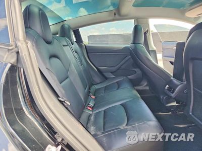 Zdjęcie 10 z 13 samochodu: 2023 TESLA MODEL 3 VIN:5YJ3E1EA2PF626506 - miniatura