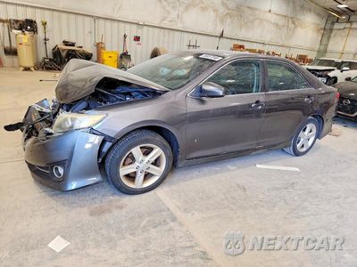 2013 TOYOTA CAMRY SE 4T1BF1FK7DU275137 - główne zdjęcie licytacji z USA - miniatura