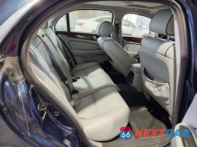 Zdjęcie 10 z 12 samochodu: 2007 JAGUAR XJ8 VIN:SAJWA71BX7SH14432 - miniatura