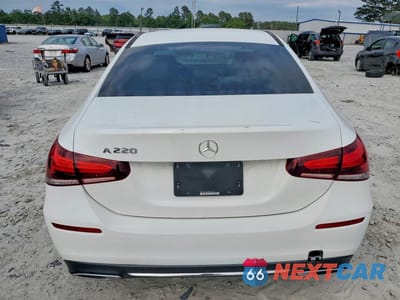 Zdjęcie 6 z 12 samochodu: 2019 MERCEDES-BENZ A 220 VIN:WDD3G4EB4KW035429 - miniatura