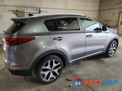 Trzecie zdjęcie samochodu z tyłu: 2017 KIA SPORTAGE SX VIN:KNDPRCA67H7166107 - miniatura
