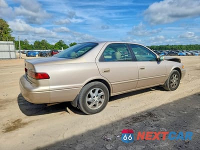 Trzecie zdjęcie samochodu z tyłu: 1998 TOYOTA CAMRY XLE V6 VIN:4T1BF28KXWU060227 - miniatura