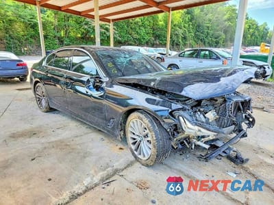 Czwarte zdjęcie samochodu z boku: 2021 BMW 530 XI VIN:WBA13BJ01MCF62337 - miniatura
