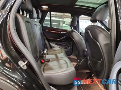 Zdjęcie 10 z 12 samochodu: 2018 BMW X1 XDRIVE28I VIN:WBXHT3C36J5K28366 - miniatura