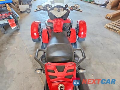 Zdjęcie 6 z 9 samochodu: 2009 CAN-AM SPYDER ROADSTER RS VIN:2BXJAXA139V002885 - miniatura