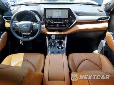 Zdjęcie 8 z 13 samochodu: 2025 TOYOTA HIGHLANDER HYBRID PLATINUM VIN:5TDEBRCH7SS659537 - miniatura