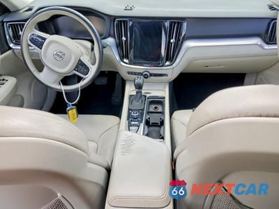Zdjęcie 8 z 13 samochodu: 2020 VOLVO S60 VIN:7JRA22TKXLG072053 - miniatura