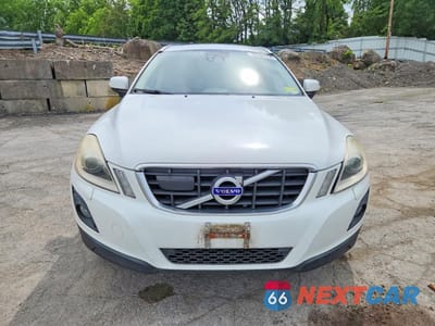 Piąte zdjęcie samochodu w środku: 2010 VOLVO XC60 T6 VIN:YV4992DZ0A2096054 - miniatura