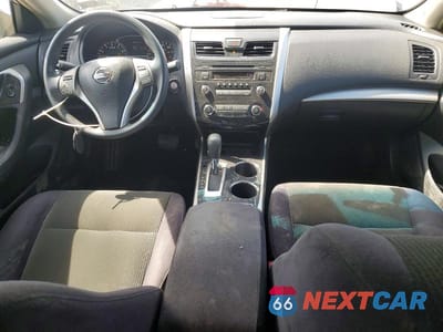 Zdjęcie 8 z 12 samochodu: 2013 NISSAN ALTIMA 2.5 VIN:1N4AL3AP8DC231067 - miniatura
