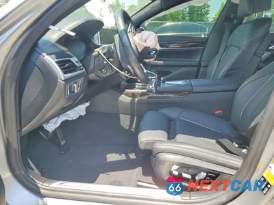 Zdjęcie 7 z 13 samochodu: 2022 BMW 750 XI VIN:WBA7U2C04NCG95132 - miniatura