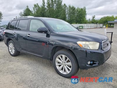 Czwarte zdjęcie samochodu z boku: 2010 TOYOTA HIGHLANDER HYBRID LIMITED VIN:JTEJW3EHXA2040610 - miniatura