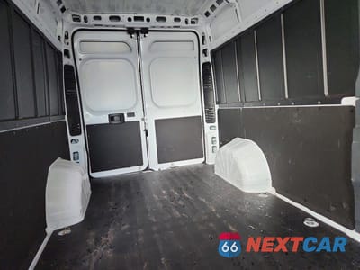 Zdjęcie 10 z 14 samochodu: 2025 RAM PROMASTER 3500 DELIVERY VAN VIN:3C6MRVHG5SE549121 - miniatura